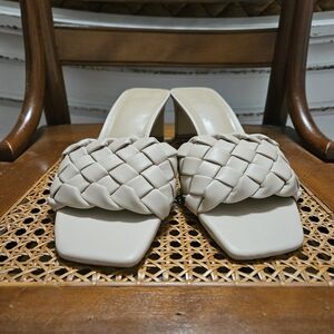 H&M Tan Cream Neutral Woven Braided Heels Sz 8 Chic Boho Like New